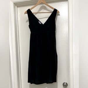 GAP Black V-Neck Maternity Dress XXS